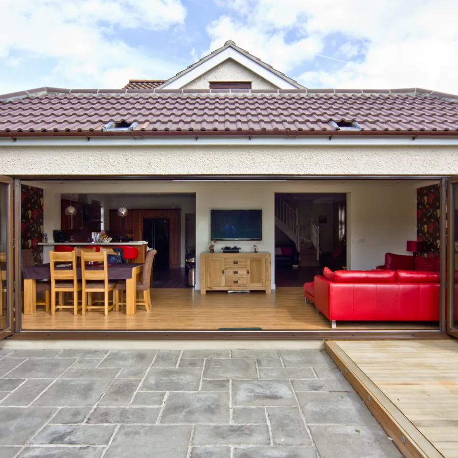 Bifold Roehampton