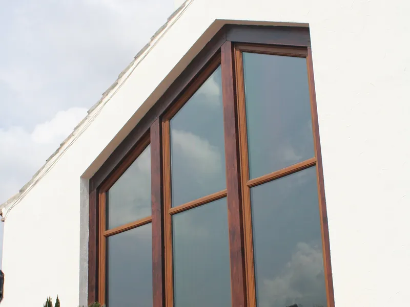 Bow Windows — Gallery Roehampton